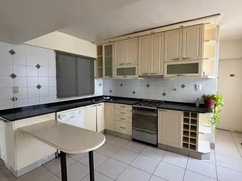 Departamento en Alquiler de 3 dormitorios