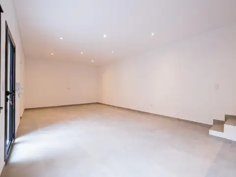 Depto Tipo Casa en Venta al Norte