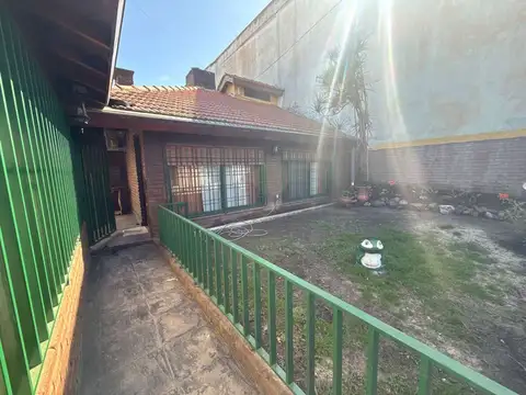 Tres Sargentos 2000