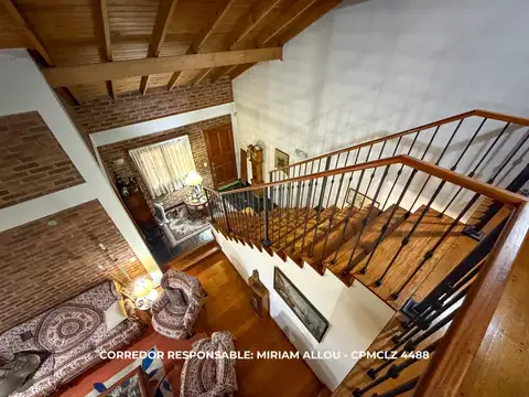 Casa en Venta con 1 cochera