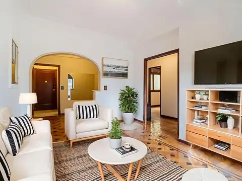 Departamento 5 ambientes en Caballito - con terraza propia.