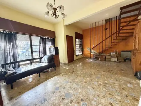 Casa en Venta en Castelar Sur, USD 130.000