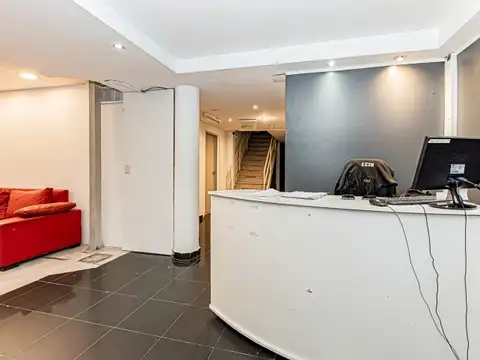 Av Rivadavia 1170 , Piso 0