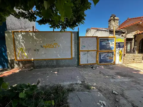 EN VENTA LOTE IDEAL EMPRENDIMIENTO 234 MTS PERMUTA