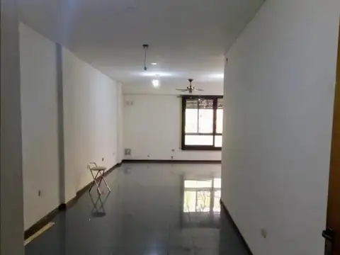 ESPACIOSO DEPTO DE 2 AMB EN ALMAGRO CERCA SUBTE MEDRANO