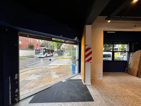 Local en Alquiler 50 años
