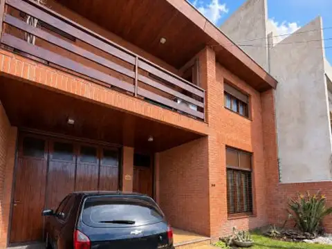Casa en Venta en Ramos Mejía, USD 300.000