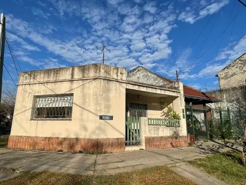 Casa en Venta en Banfield, USD 55.000