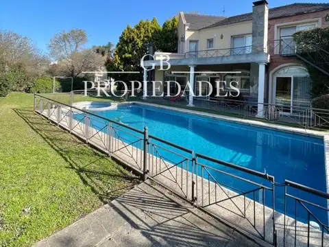 Casa en Venta de 4 dormitorios