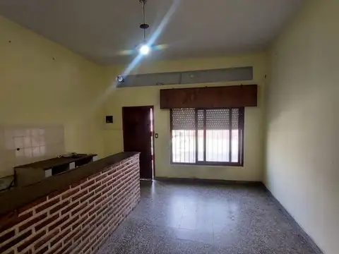 Casa en Alquiler en General San Martin, $ 310.000