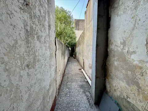 Depto Tipo Casa en Venta al Este