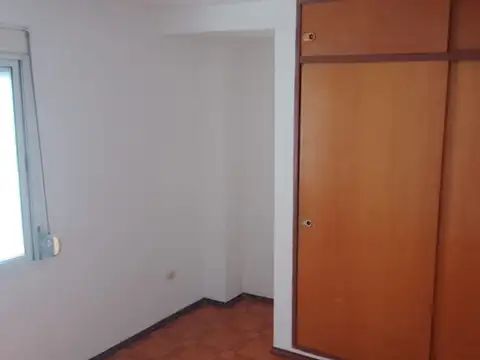 Departamento en Alquiler en General Paz, $ 600.000