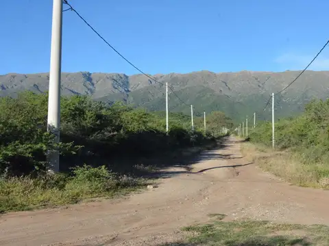 Terreno de 1400 metros Carpinteria San Luis La Eloisa