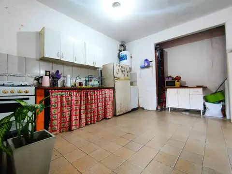 VENTA CASA 4 AMBIENTES PALOMAR - MORON PERMUTA