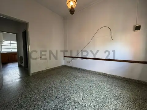 Casa en Venta con 5 cocheras