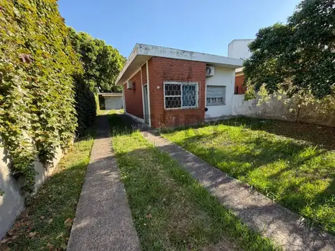 VENTA CASA 3 AMBIENTES CON GALPÓN VILLA ARIZA ITUZAINGO