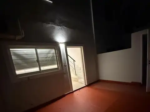 Depto Tipo Casa 3 ambientes con 1 baño