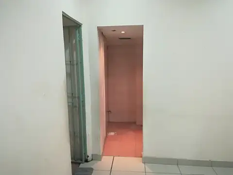 Local en Alquiler Via Púb.