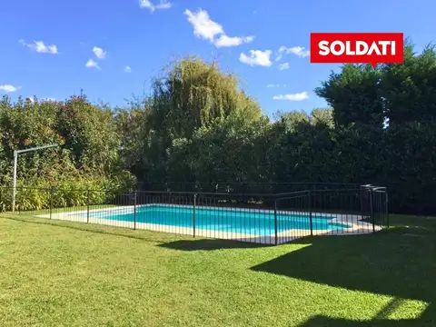 Casa en Venta de 4 dormitorios