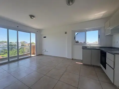 3 AMB. FUNCIONALES CON VISTA ABIERTA