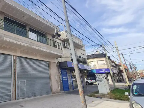 Av. Mitre al 700