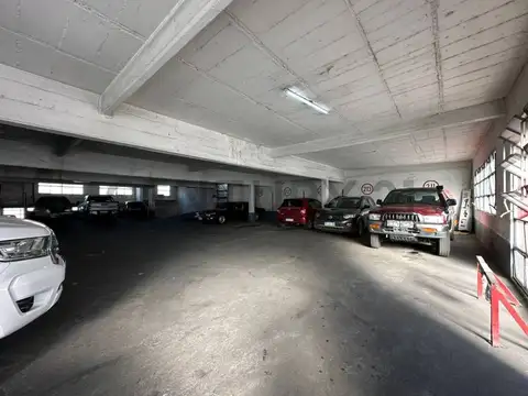 VENTA COCHERA BARRIO NORTE