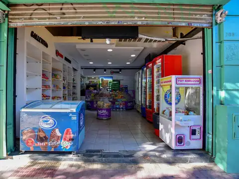Calle 9 esquina 48 800