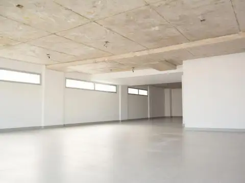Oficina en Av. Libertador al 6100 y Olazabal - Belgrano