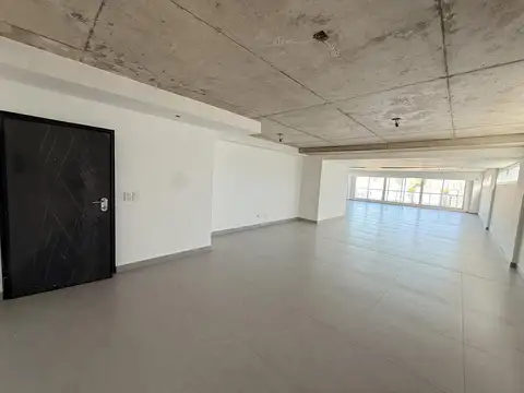 Oficina en Venta al Oeste