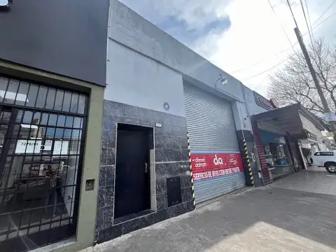 Espectacular Galpon en lote propio de 7.80 x 43 Mts sobre la Av. Corrales, Mataderos. Apto Credito