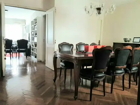 IMPECABLE  3 DORMITORIOS CON DEPENDENCIAS