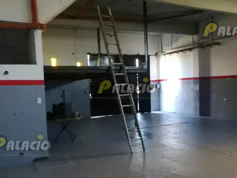 Galpon en Alquiler 10  mts Frente