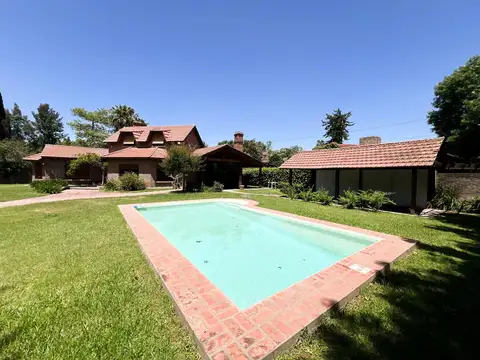 Casa en Venta al Noreste