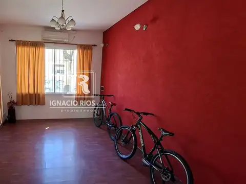 Casa 6 ambientes con 3 baños