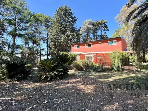 Hermosa Casa en Barrio El Zorzal.