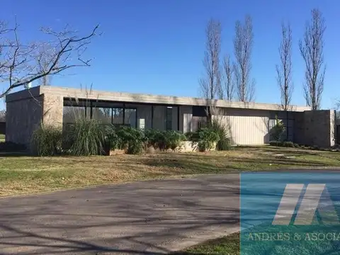 Casa en Venta en Bella Vista, USD 520.000