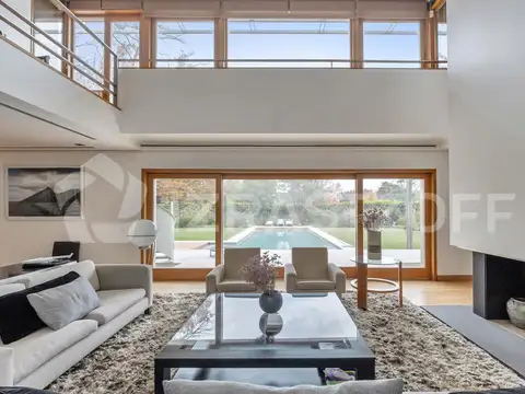 Casa en venta Olivos Golf,  6 ambientes, moderna