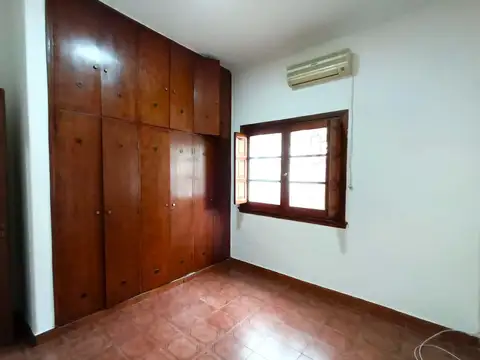 Casa 2 ambientes con 1 baño