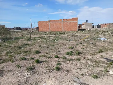 Terreno en Venta 25  mts Fondo
