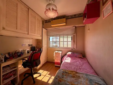 4 AMBIENTES CON BALCÓN TERRAZA Y DOS BAÑOS.