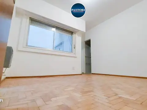 Humboldt 2400, Piso 4