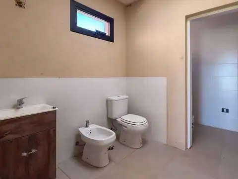 Casa en Venta con 6 cocheras