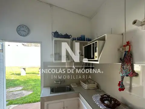 Vende casa en La Barra, de 2 dormitorios.