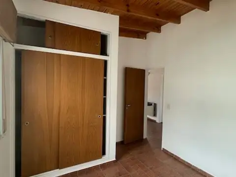 Depto Tipo Casa 3 ambientes con 1 baño