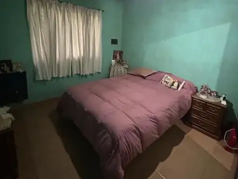 Casa 3 ambientes con 1 baño