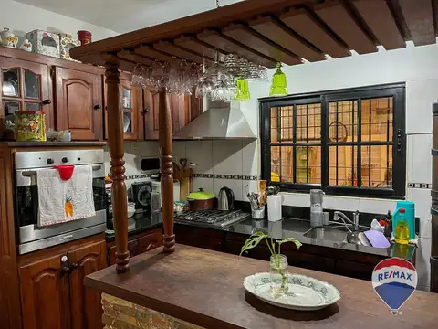 Depto Tipo Casa en Venta en Temperley, USD 105.000