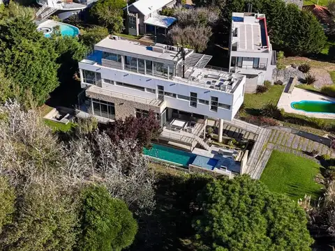 En Cariló | Casa Wanka - Diseño vanguardista -