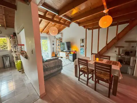 VENTA PISO ÚNICO 100mt OLIVOS 2 COCHERAS impecable