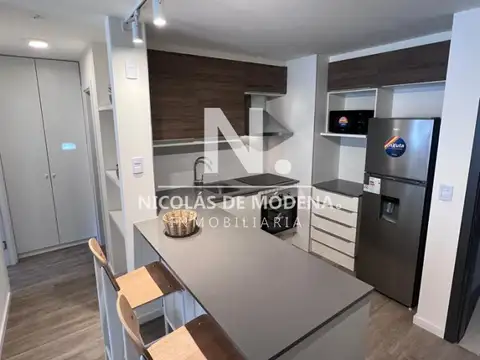 Apartamento de 1 Dormitorio con Cochera - Centro de Montevideo