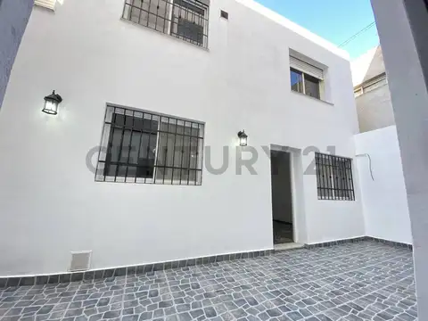 Venta - PH con patio - Abasto - Rosario